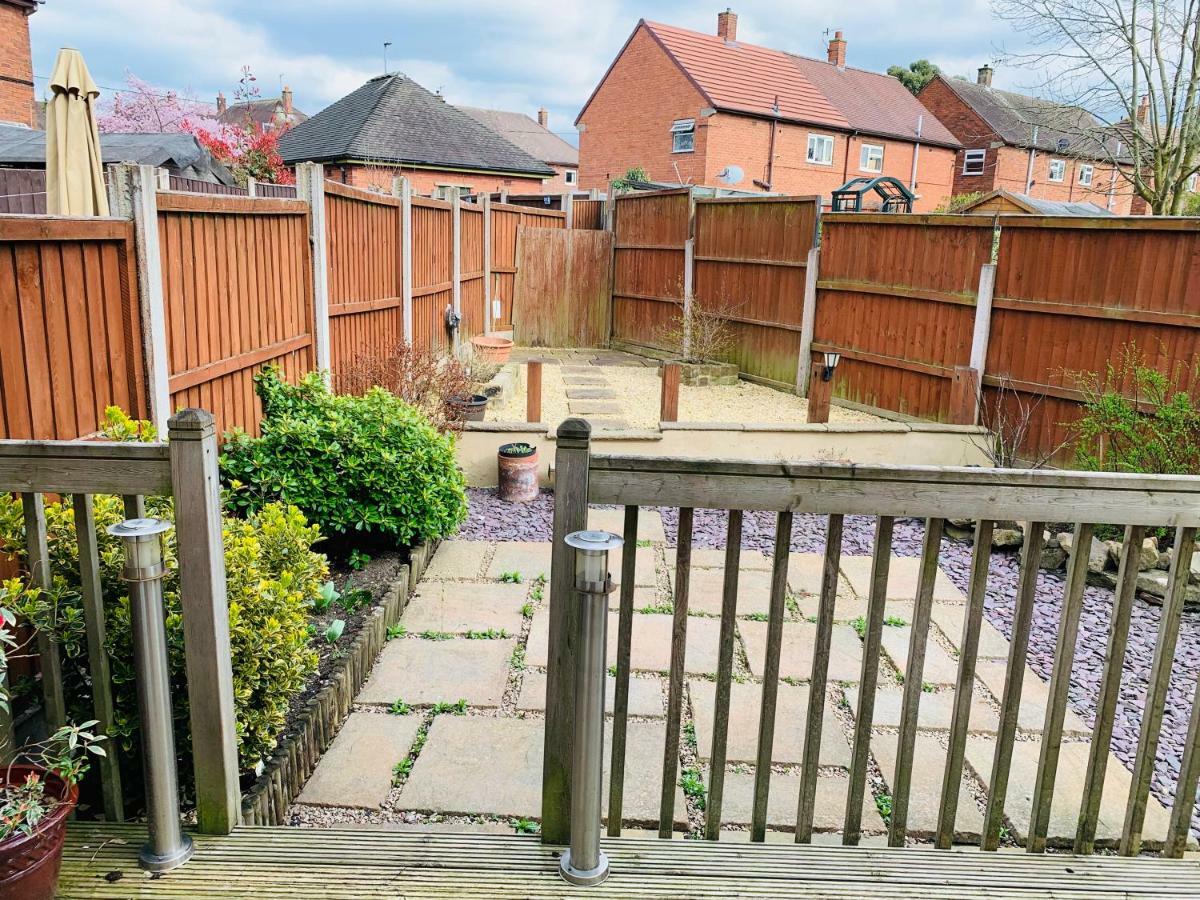 Housefield 1 Apartman Bucknall  Kültér fotó
