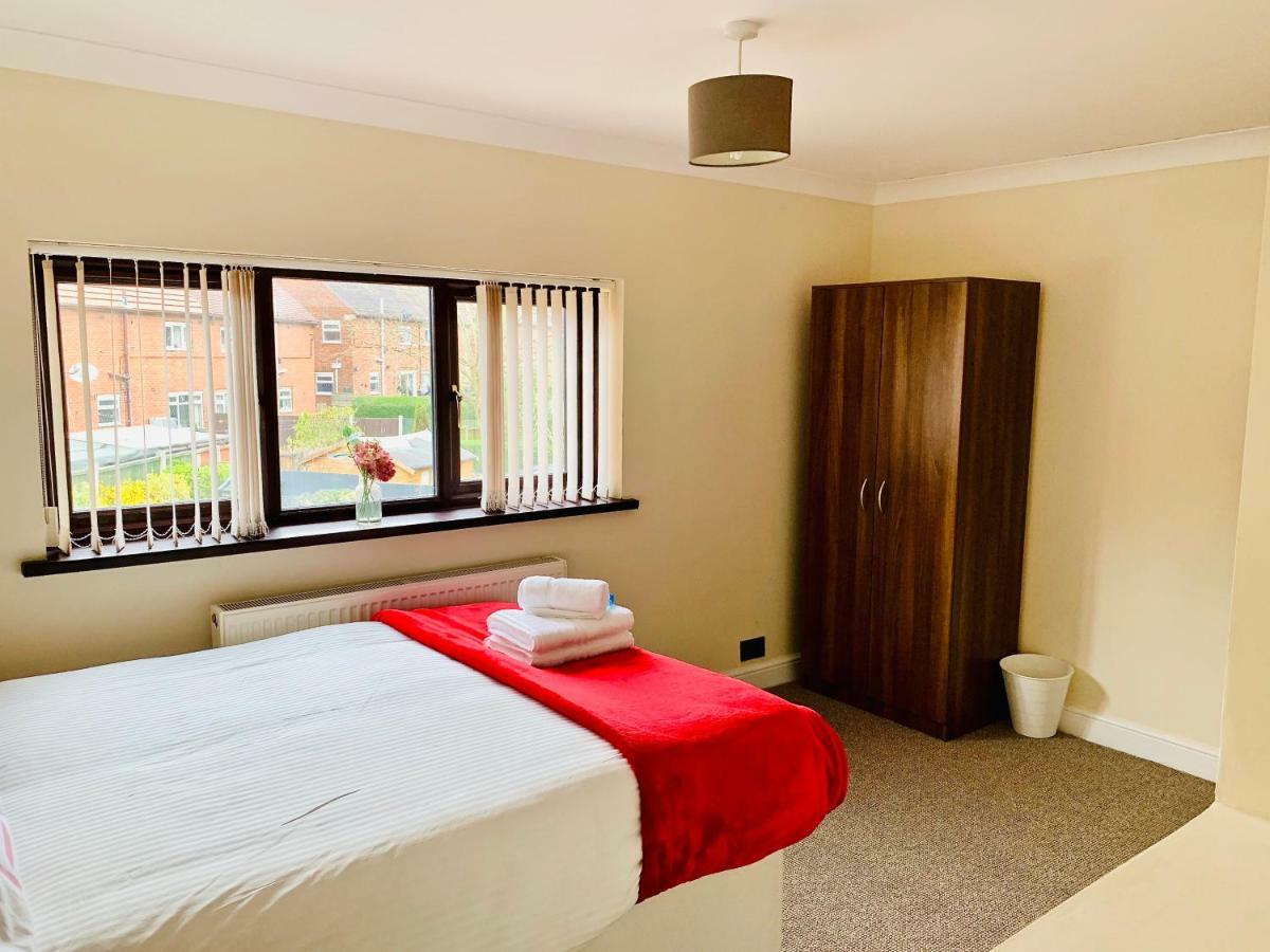 Housefield 1 Apartman Bucknall  Kültér fotó