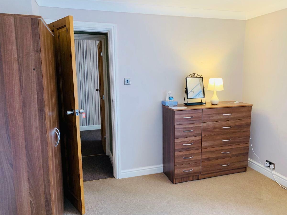 Housefield 1 Apartman Bucknall  Kültér fotó